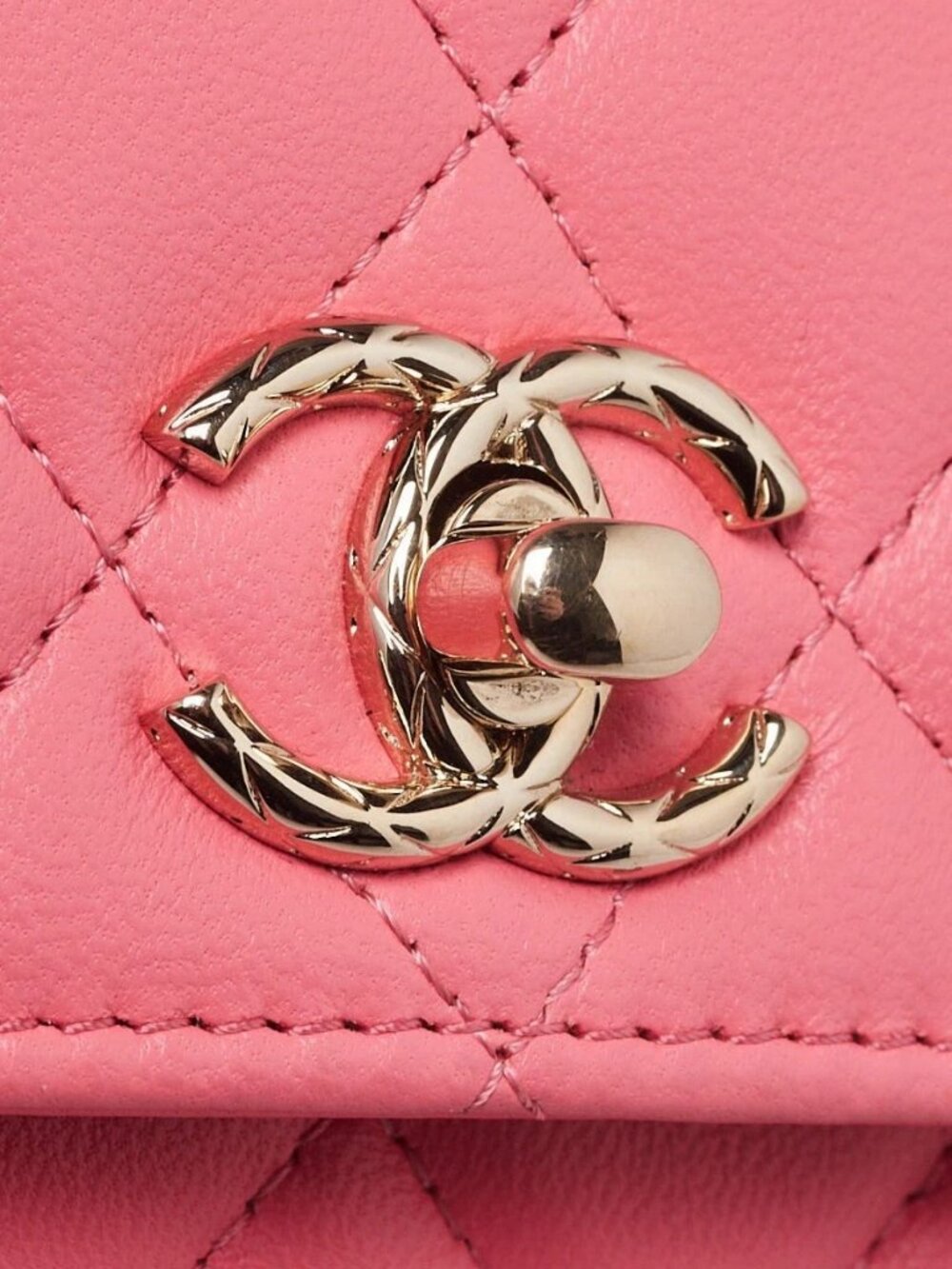 Chanel Coral Quilted Lambskin Leather Mini Trendy CC Clutch with Chain Bag - Picture 11 of 11